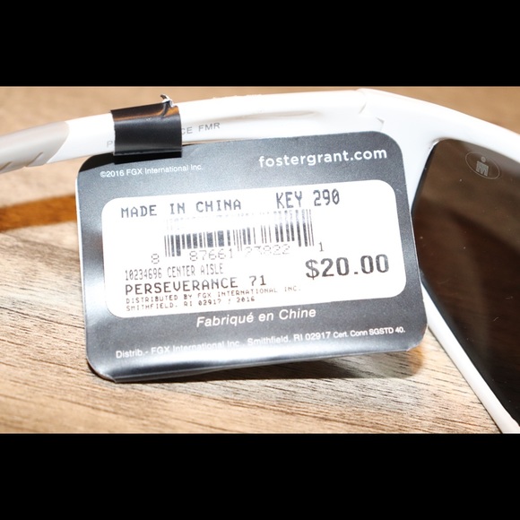 Sunglasses 🕶 $8, 2/$10 or 4/$15 - Picture 5 of 5